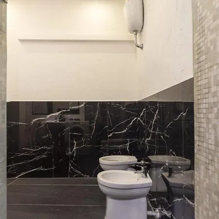 La Casa Sul Corso ゲストハウス ナポリ